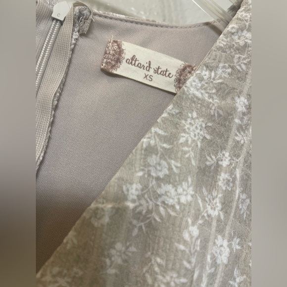 Altar’d State Beige Floral Skorts Romper Wmn Size XS - Picture 4 of 9